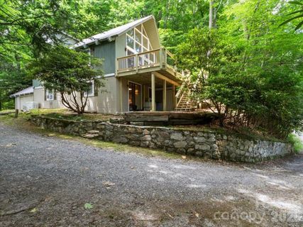 119 Fox Den Road active home in Wolf Laurel, Mars Hill, NC