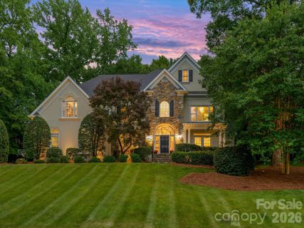 6536 Seton House Lane active home in Piper Glen, Charlotte, NC