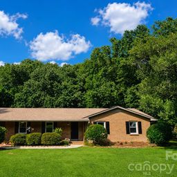 2914 Dresden Drive