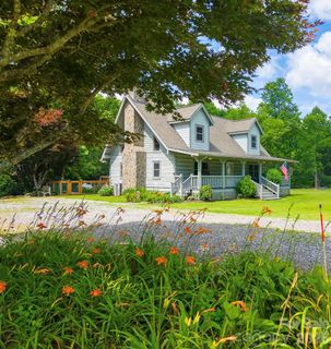538 East Fork Road