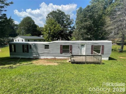 21 E Zeb Vance Street
