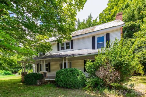 4085 Jacks Creek Road