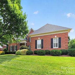6907 Meadow Run Lane