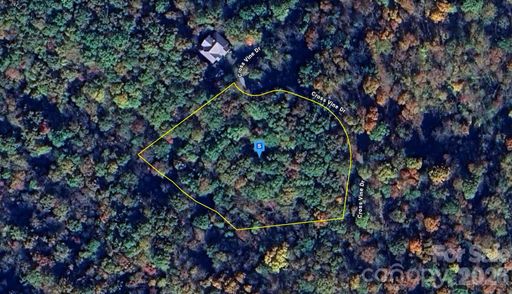 243 Cross Vine Drive active home in Bear Lake Reserve, Tuckasegee, NC