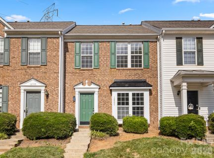 12557 Jessica Place active home in Prosperity Village, Charlotte, NC