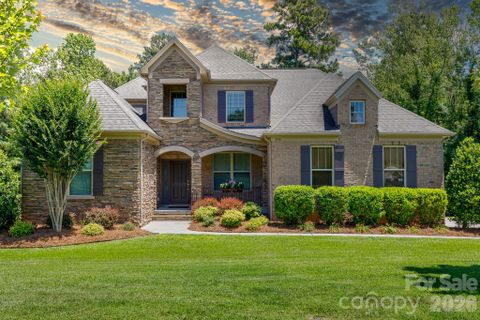 418 Inverness Place