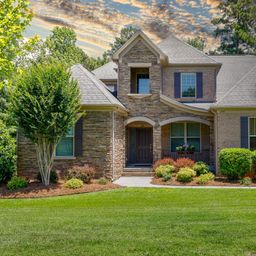 418 Inverness Place