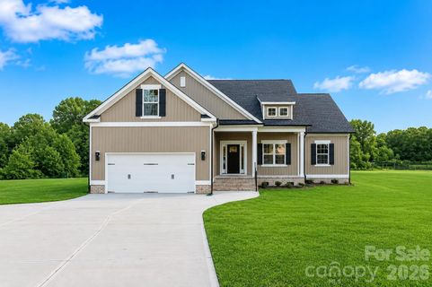3124 Meadowcrest Drive