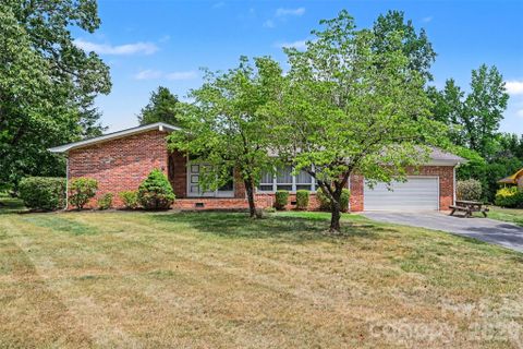 207 Sills Drive active home in Crane Creek Terrace, Salisbury, NC
