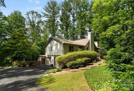 16 Canterbury Drive