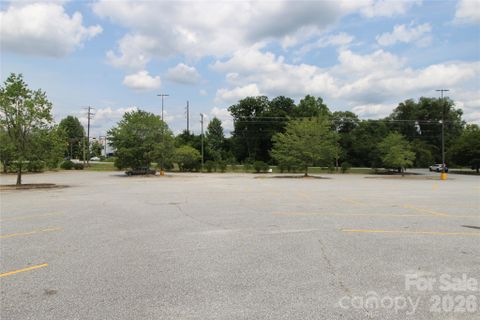 2025 Morganton Boulevard