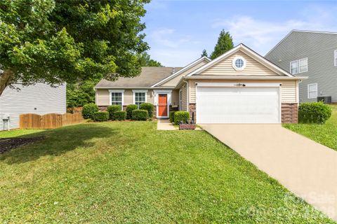 1143 Adirondak Drive pending home in Crowders View, Gastonia, NC