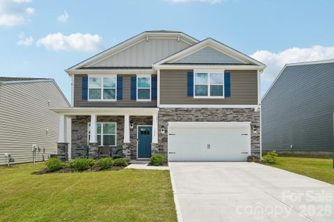126 Woodhall Way pending home in Calvin Creek, Troutman, NC