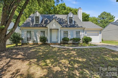 8345 Houndstooth Drive