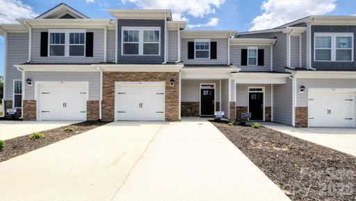 188 Valley Breeze Road pending home in Tap Root Farms, Fletcher, NC