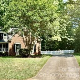 12903 Fallcross Court
