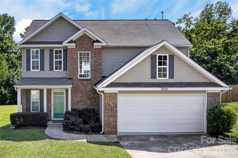 1505 Hollythorne Drive pending home in Hollythorn, Rock Hill, SC