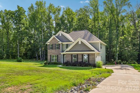 207 Barra Drive active home in Aubert Landing, Waxhaw, NC
