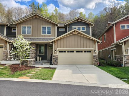 607 Sugar Magnolia Place sold home in Sweet Birch Commons, Black Mountain, NC