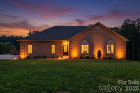 495 Windsor Drive