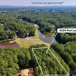 5224 Port Lane