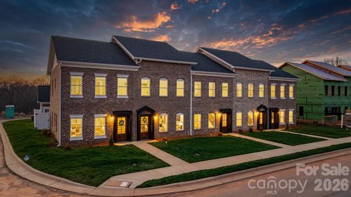 2111 24th Street Lane
