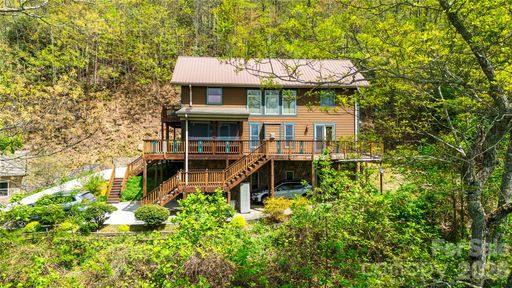 1602 Forest Run Road