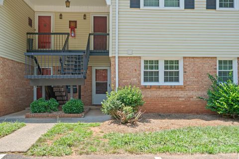 4609 Coronado Drive active home in Coventry Woods, Charlotte, NC