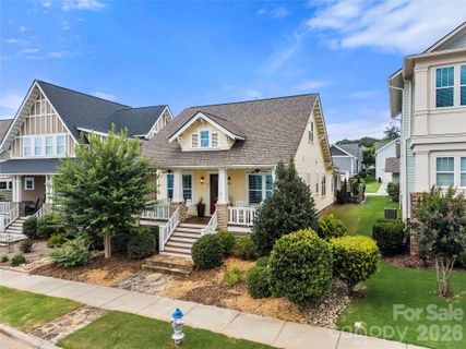 451 Luray Way