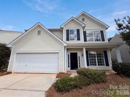 11528 Erwin Ridge Avenue active home in Old Stone Crossing, Charlotte, NC