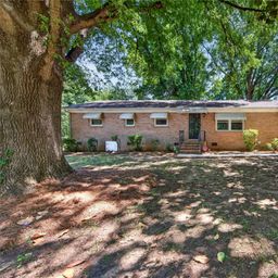 4400 Hamilton Circle