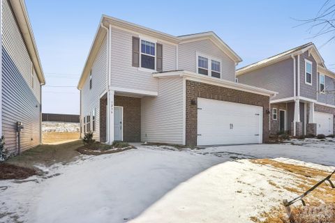 1523 31st Street pending home in Walnut Reserve, Conover, NC