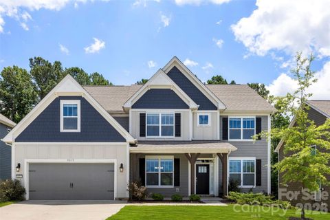 5015 Whispy Vines Lane active home in The Oaks At Skybrook North, Huntersville, NC