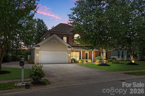 208 Harris Farm Road pending home in Harris Village, Mooresville, NC