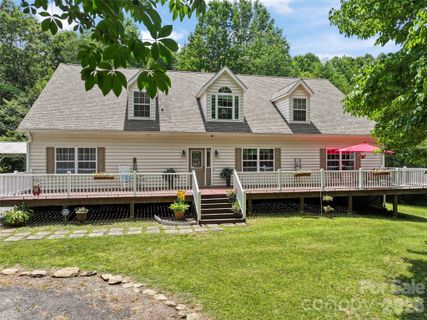 Homes in Qualla Woods, Waynesville