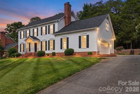1924 Cavendale Drive pending home in Wedgewood, Rock Hill, SC