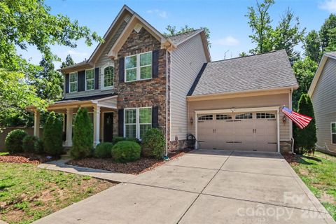 11830 Warfield Avenue pending home in Vermillion, Huntersville, NC