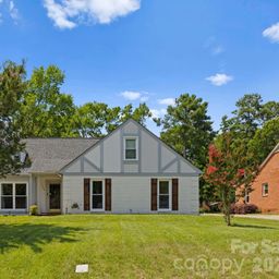 11232 Coachman Circle