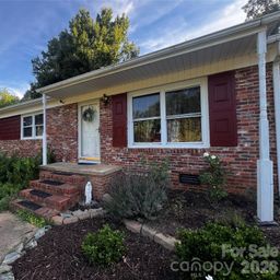 203 Kenwood Drive