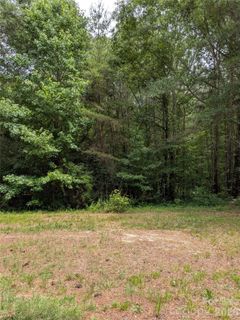 1122 Lavender Road