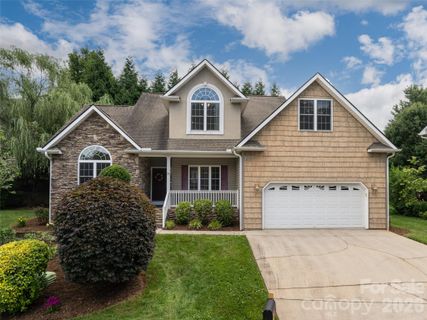 25 Driftstone Circle active home in Rivercrest, Arden, NC