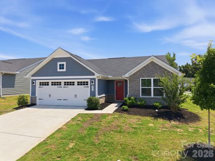 621 Grandiflora Avenue active home in Rosegate, Lancaster, SC