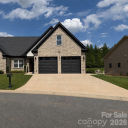 4282 Holly Circle