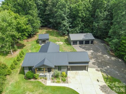 785 Midway Road pending home in Mountain View Estates, Statesville, NC