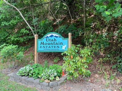 Homes in Utah Mountain Estates, Waynesville