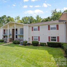 7984 Shady Oak Trail