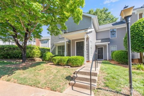2834 Iron Gate Lane active home in Firethorne, Charlotte, NC