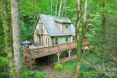 21 Christy Lane active home in Maggie Valley Country Club Est, Maggie Valley, NC