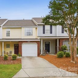 10618 Pointed Leaf Court