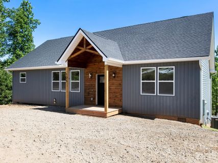 Homes in Old Vineyard Village, Old Fort